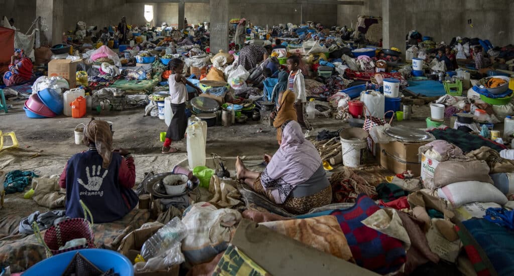 MIGRAZIONE E SALUTE IN UNA PROSPETTIVA GLOBALE: SFIDE, POLITICHE E PRATICHE SUL CAMPO